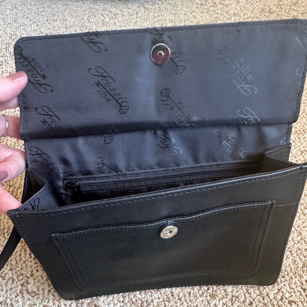MINT Vintage Fossil Black Leather Flap Crossbody Bag - Picture 4 of 7